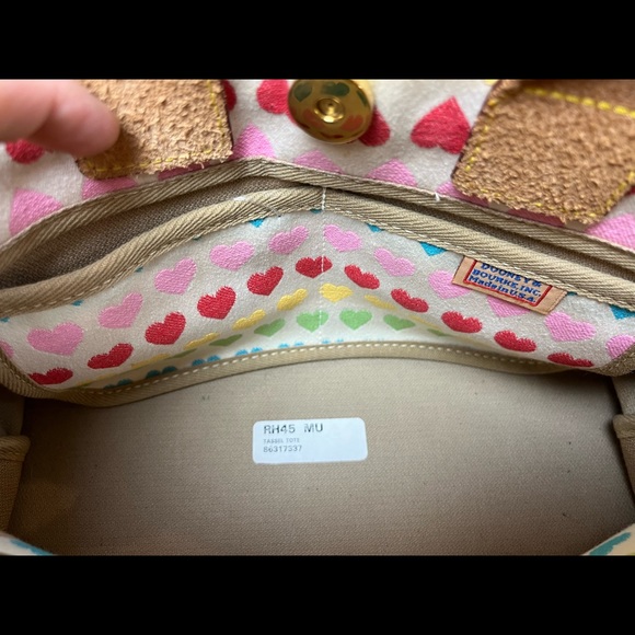 Vintage Dooney & Bourke Rainbow Hearts collection tassel tote NWOT - Picture 5 of 6
